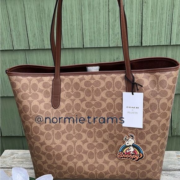 Coach X Peanuts City Tote In Signature Canvas With Patches Bag Purse - Picture 6 of 9